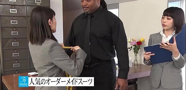  Japanese employees are happy to serve Black foreigners